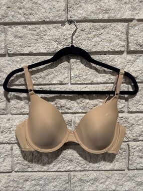 Maidenform Everyday Nude T-Shirt Bra with Light Padding